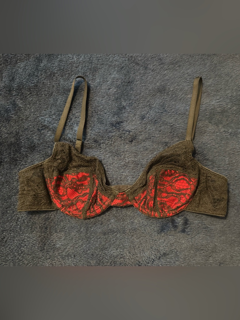 Kiki de Montparnasse Red Silk Black Lace Underwire Bra 34A Made in the USA